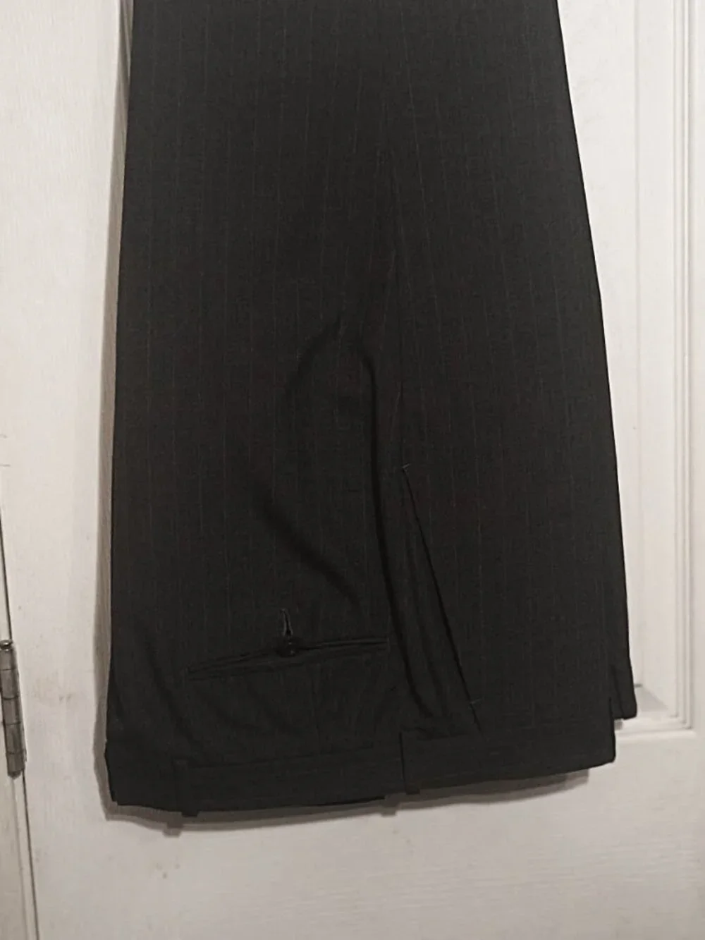Tom James Men Gray Pinstripe 2 Piece Suit  42S